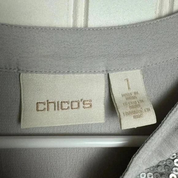 Chicos silver long sleeve lightweight blouse sequin detail size 1/ medium C33 - Picture 6 of 8